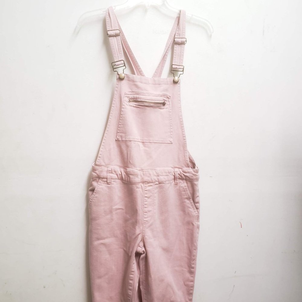 Forever 21 Pink denim overalls Sz 29